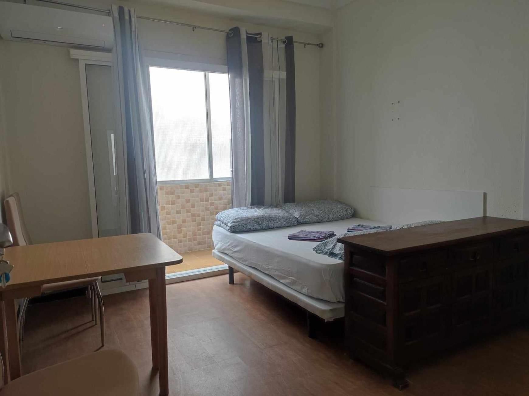 Appartamento 17-Habitacion Del Piso Alicante Esterno foto