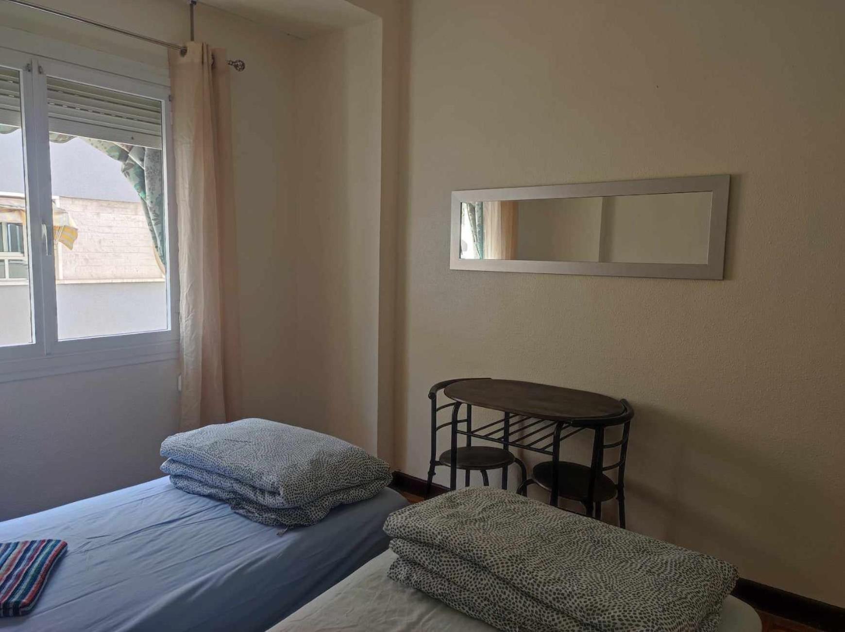 Appartamento 17-Habitacion Del Piso Alicante Esterno foto